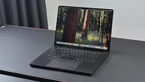 New Laptop Apple MacBook Pro 24GB Apple M5 Pro SSD 1T
