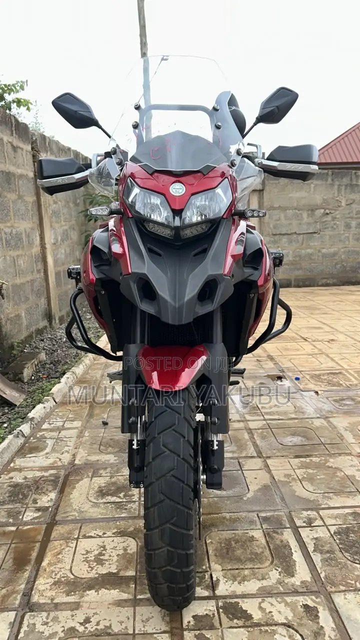 Benelli TRK 502 X 2023 Red