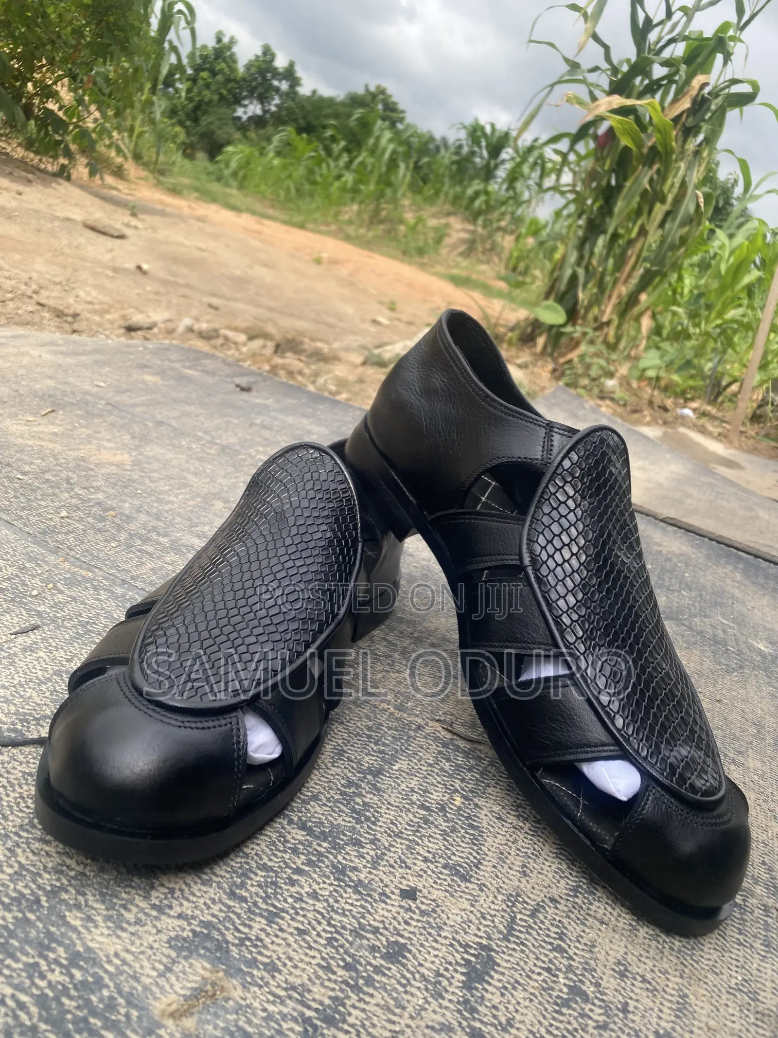 Gee Orinal Shoes