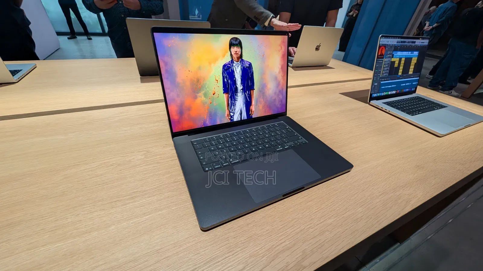 New Laptop Apple MacBook Pro 24GB Apple M5 Pro SSD 1T