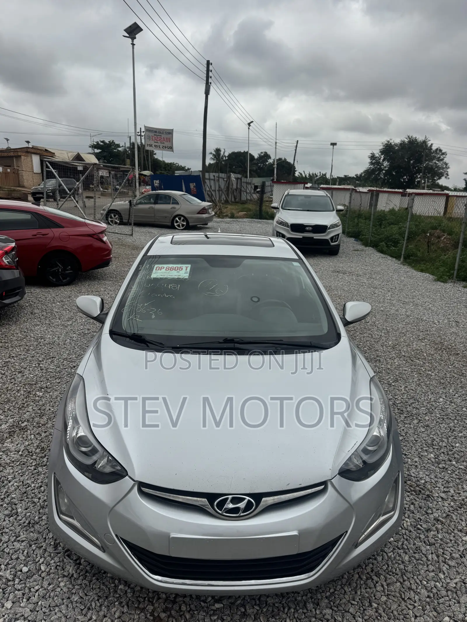 Hyundai Elantra Limited Sedan FWD (1.8L 4cyl 6A) 2016 Silver