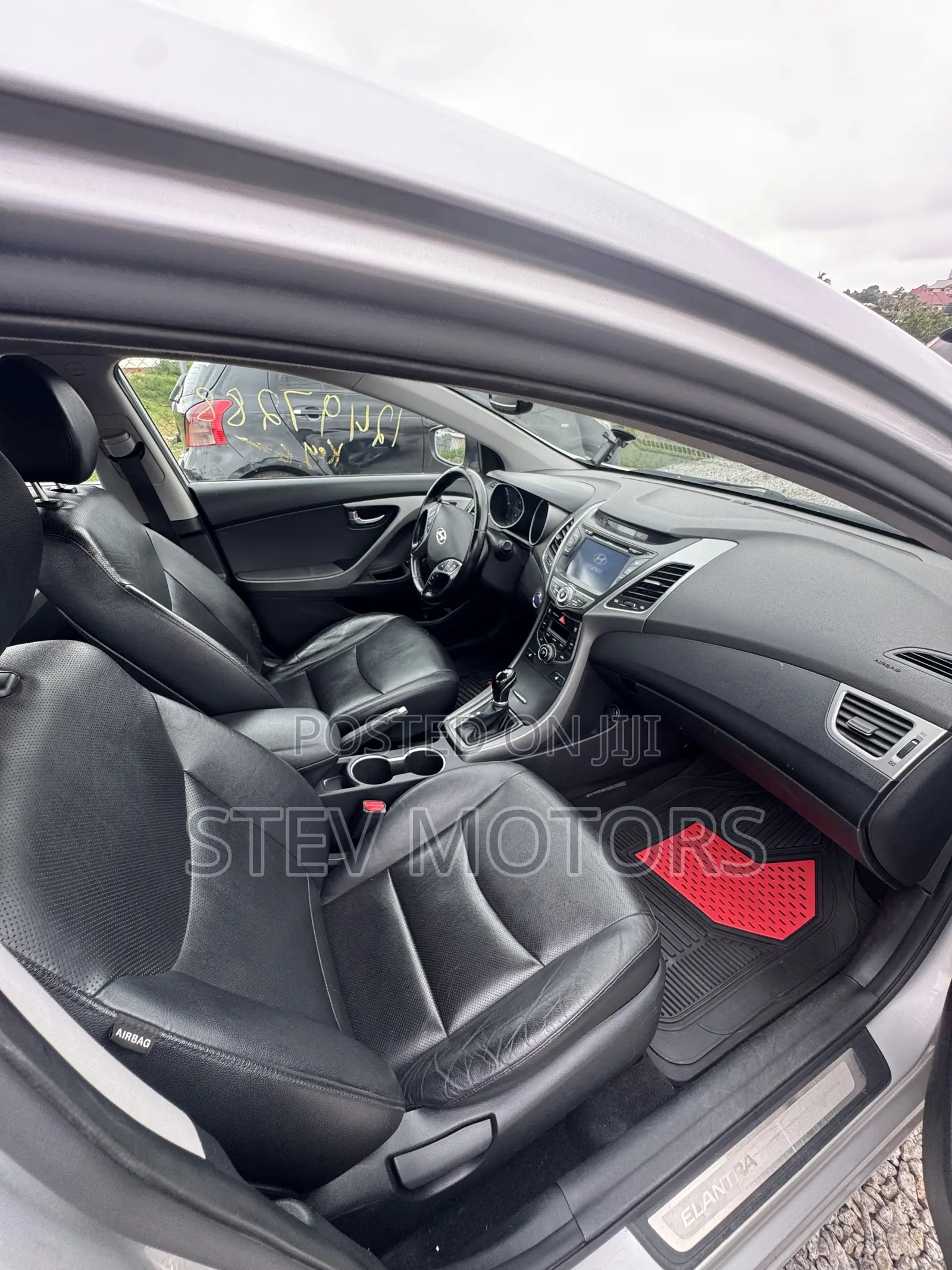 Hyundai Elantra Limited Sedan FWD (1.8L 4cyl 6A) 2016 Silver