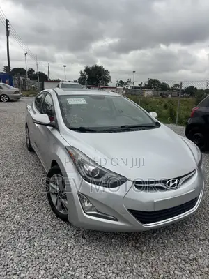 Hyundai Elantra Limited Sedan FWD (1.8L 4cyl 6A) 2016 Silver