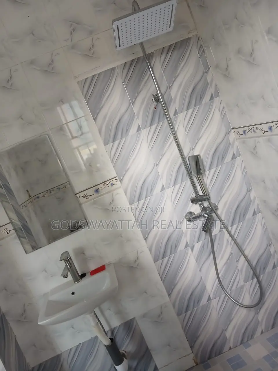 3bdrm Apartment in East Legon, Adjiriganor for rent
