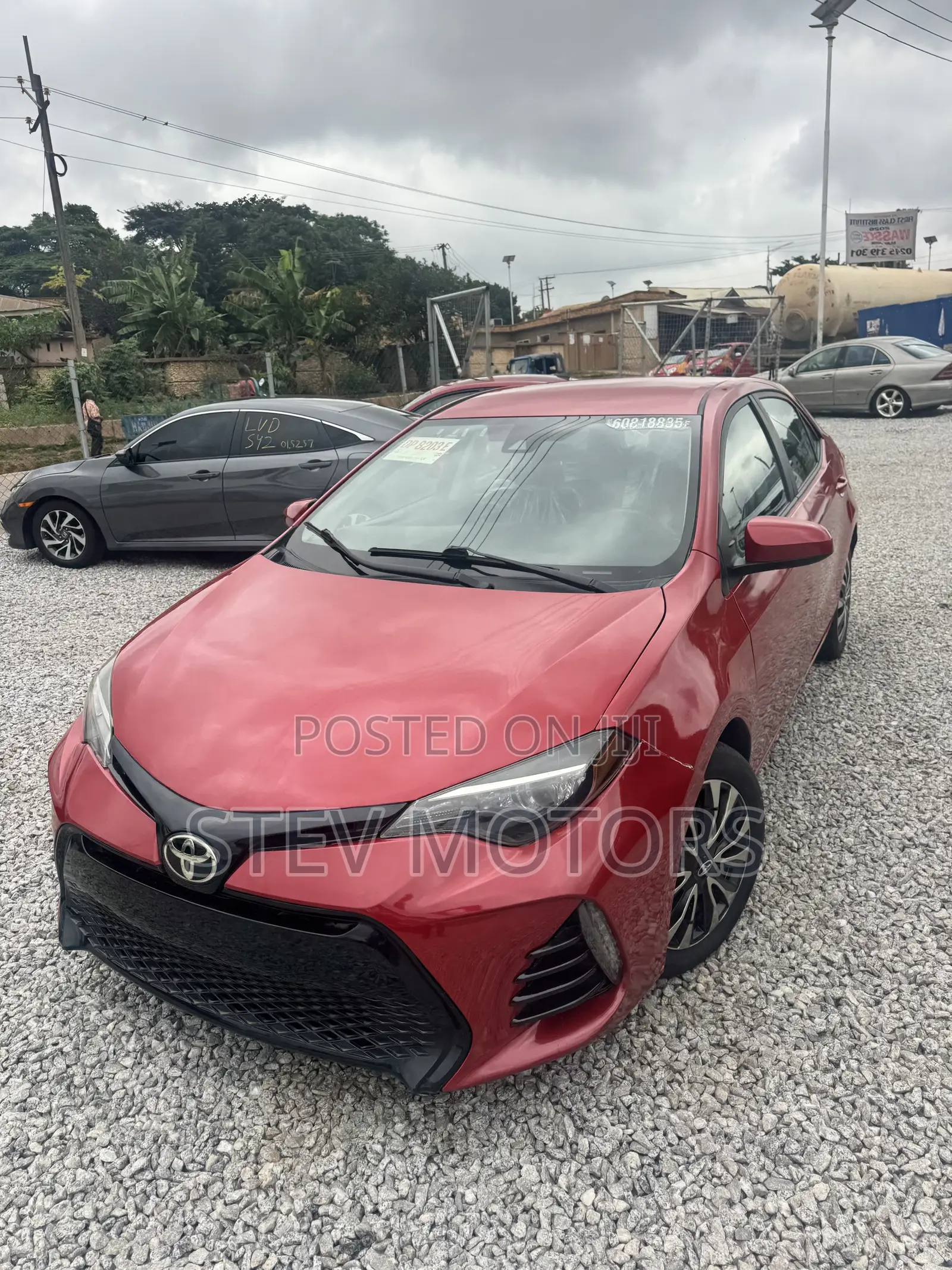 Toyota Corolla LE 4dr Sedan (1.8L 4cyl CVT) 2017 Red