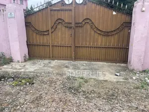 Half Plot of Land for Sale at Haasto Pillar2 Road No Litigation