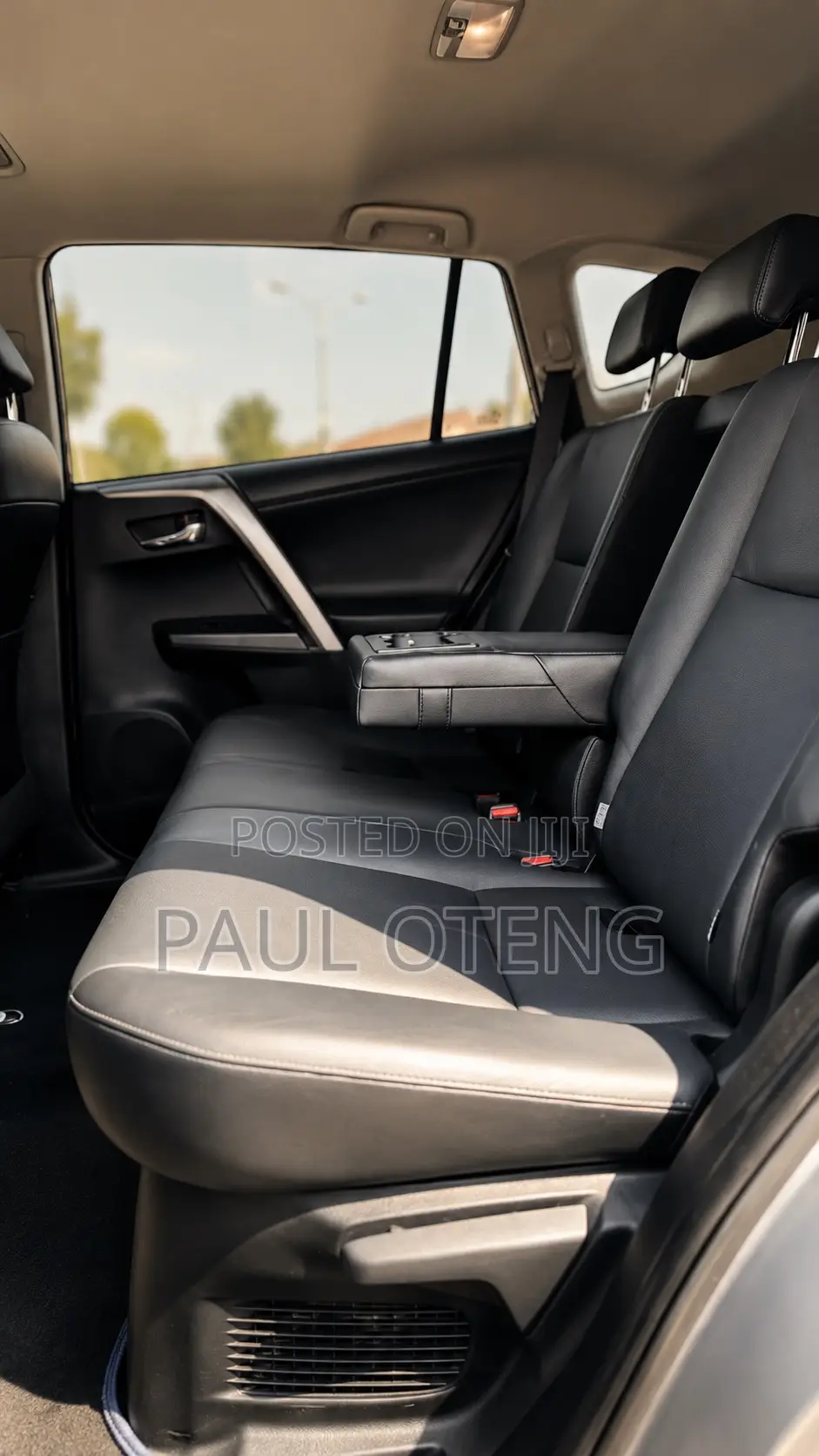 Toyota RAV4 LE 4dr SUV AWD (2.5L 4cyl 6A) 2018 Silver