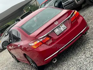 Honda Accord Sport 4dr Sedan FWD (2.4L 4cyl 2A) 2016 Red