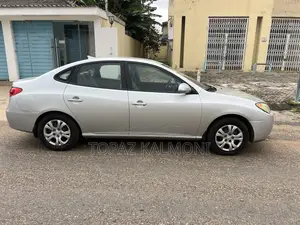 Hyundai Elantra 2009 Silver