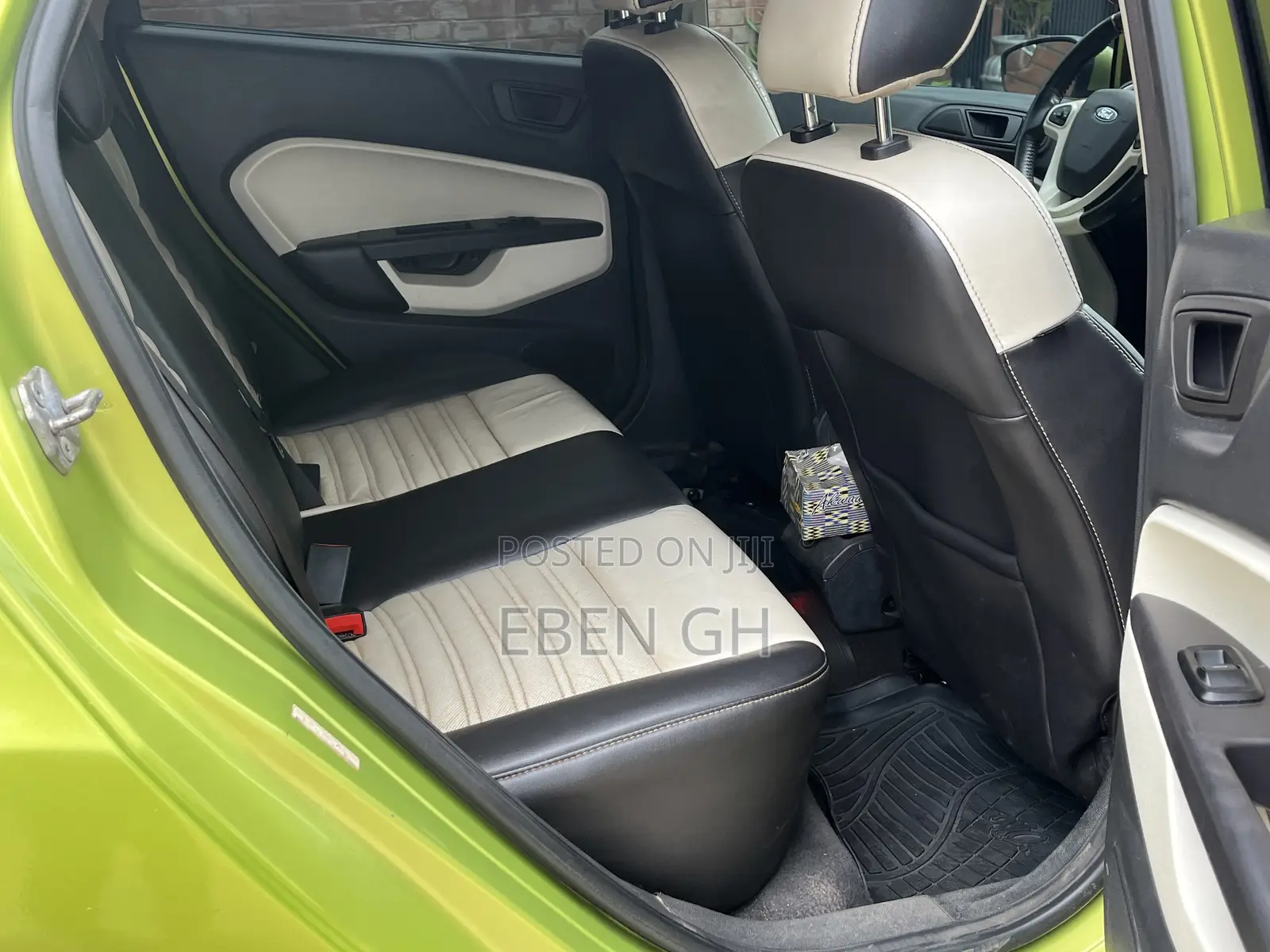 Ford Fiesta SES 2011 Green