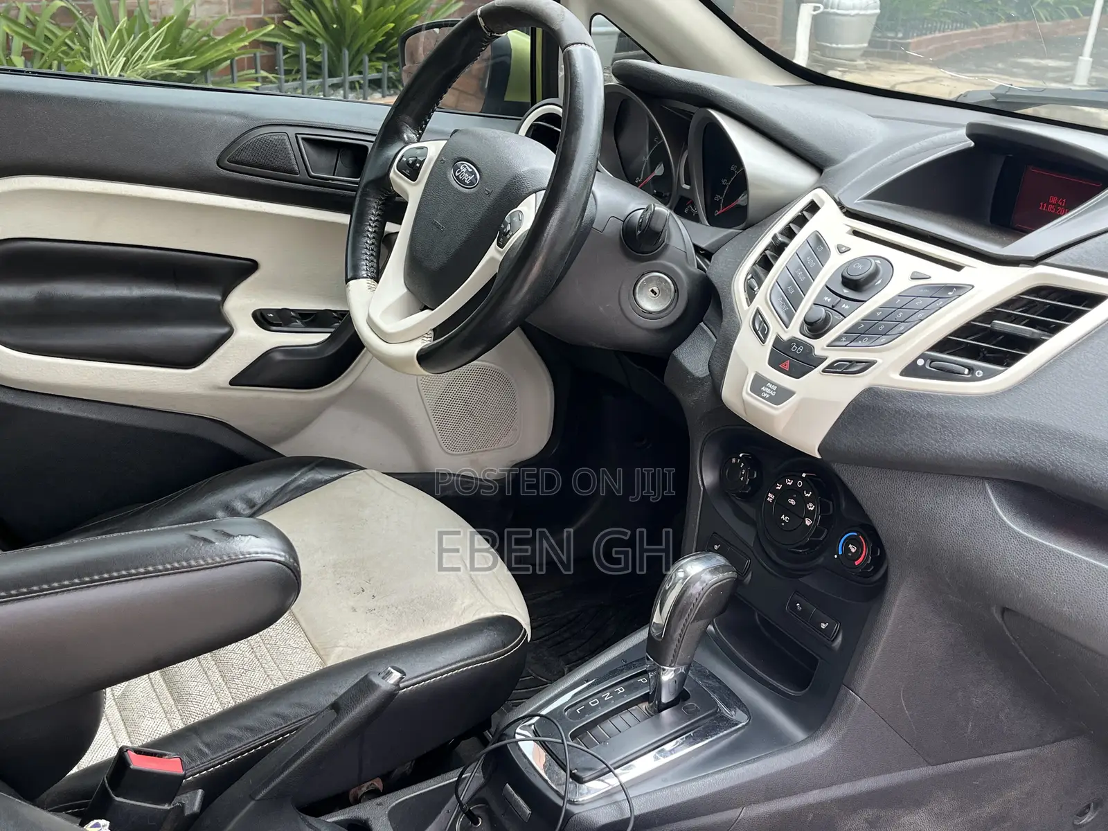 Ford Fiesta SES 2011 Green
