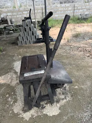 Block Moulding Machine
