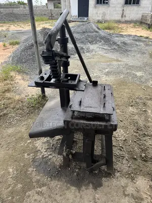 Block Moulding Machine