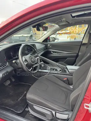 Hyundai Elantra SEL 2021 Red
