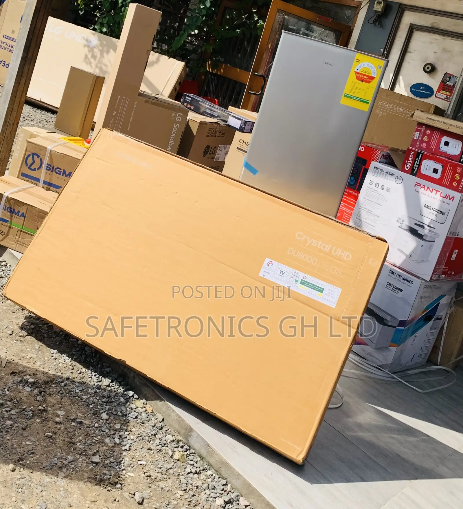 Classic Samsung Frameless 55 Inch Crystal Uhd Du8000 Os Smart Tv