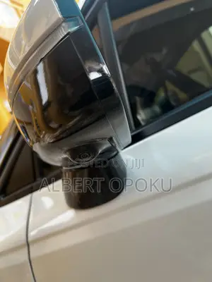 Kia Carnival 2021 White