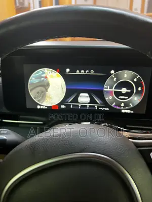 Kia Carnival 2021 White