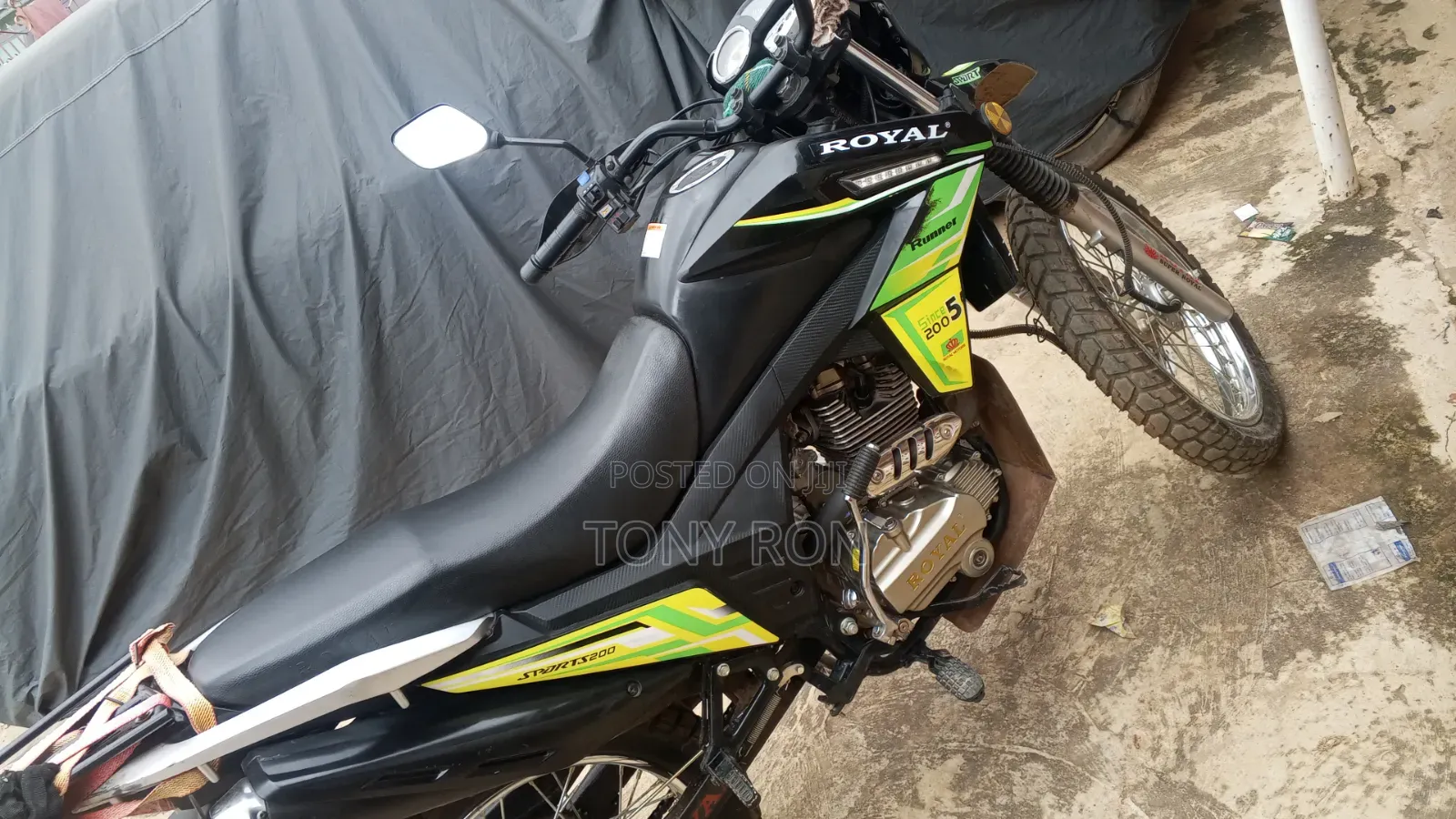 New Royal Motorcycle 2005 Black