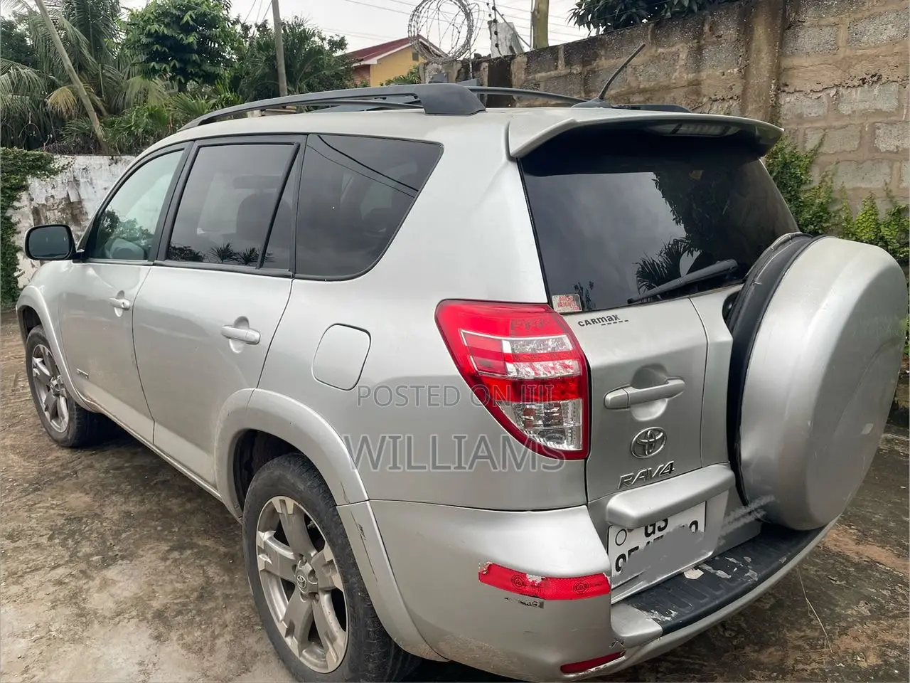 Toyota RAV4 Limited 4dr SUV AWD (2.5L 4cyl 6A) 2014 Silver