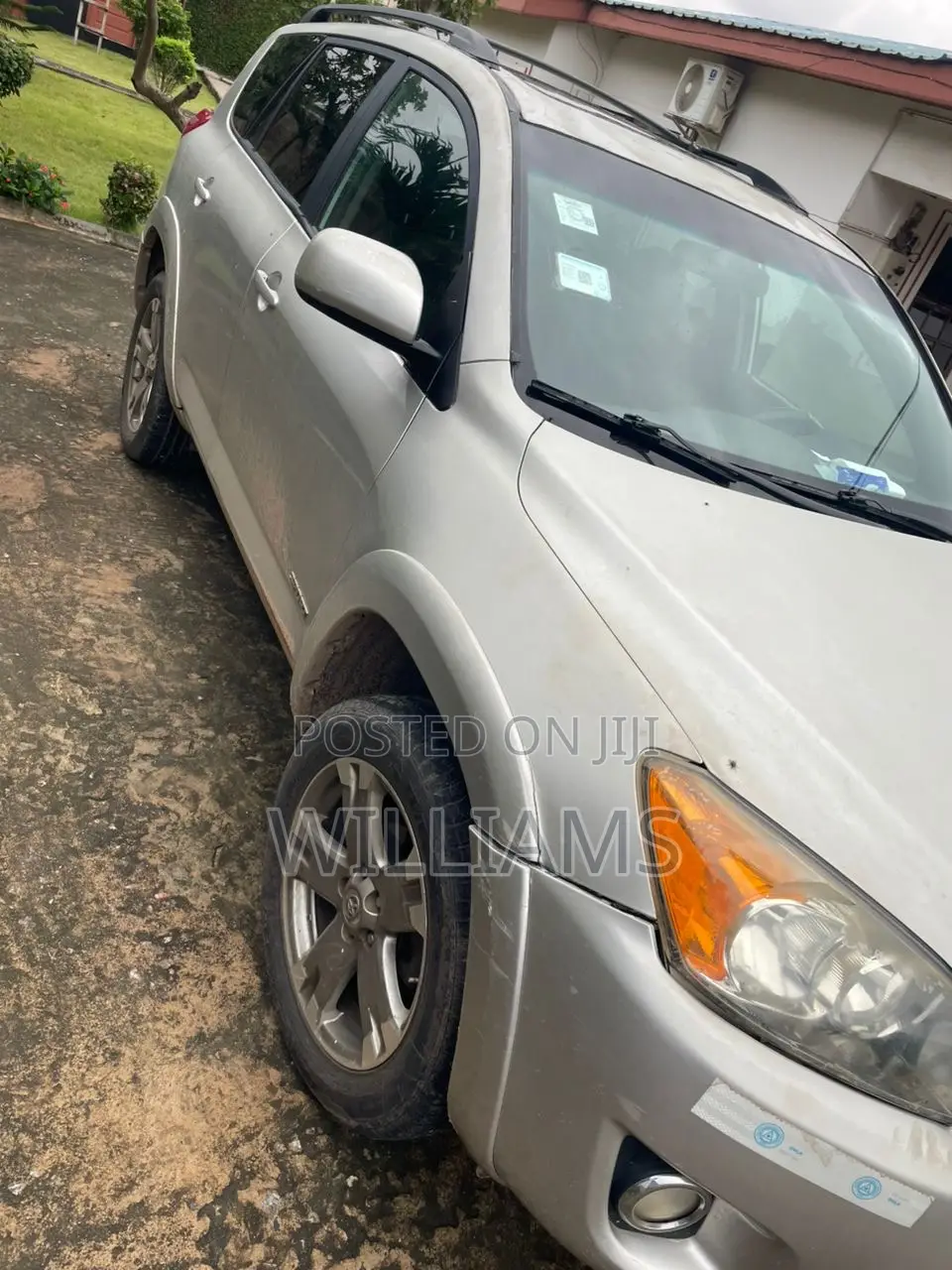 Toyota RAV4 Limited 4dr SUV AWD (2.5L 4cyl 6A) 2014 Silver
