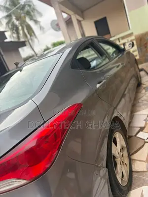 Hyundai Elantra GLS Sedan FWD (1.8L 4cyl 6A) 2013 Gray