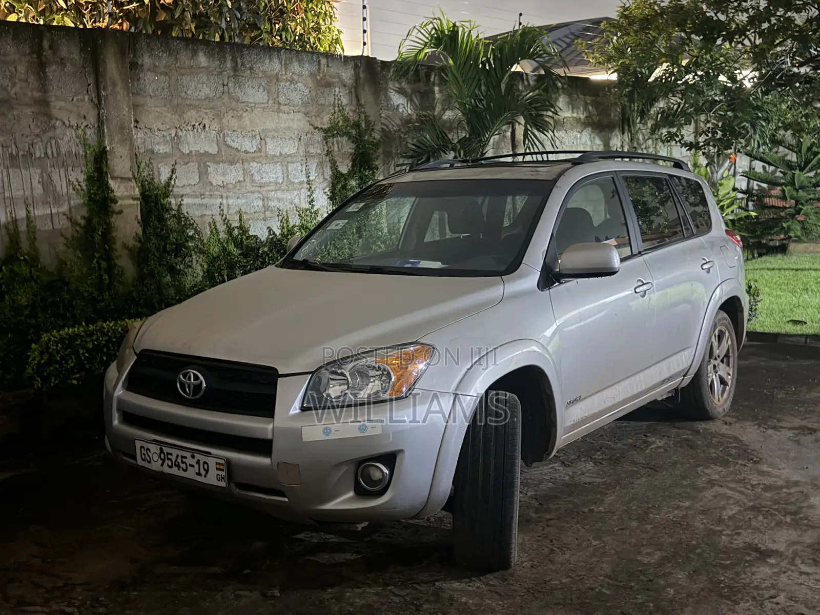 Toyota RAV4 Limited 4dr SUV AWD (2.5L 4cyl 6A) 2014 Silver