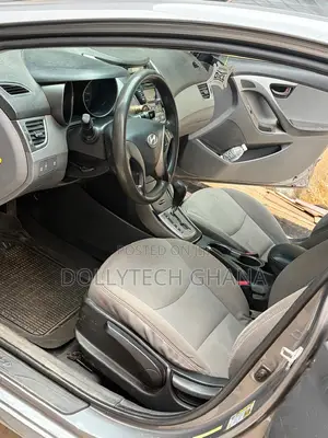 Hyundai Elantra GLS Sedan FWD (1.8L 4cyl 6A) 2013 Gray