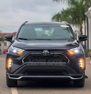 Toyota RAV4 XLE AWD 2024 Black