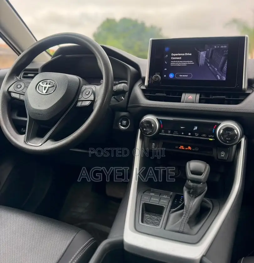 Toyota RAV4 XLE AWD 2024 Black