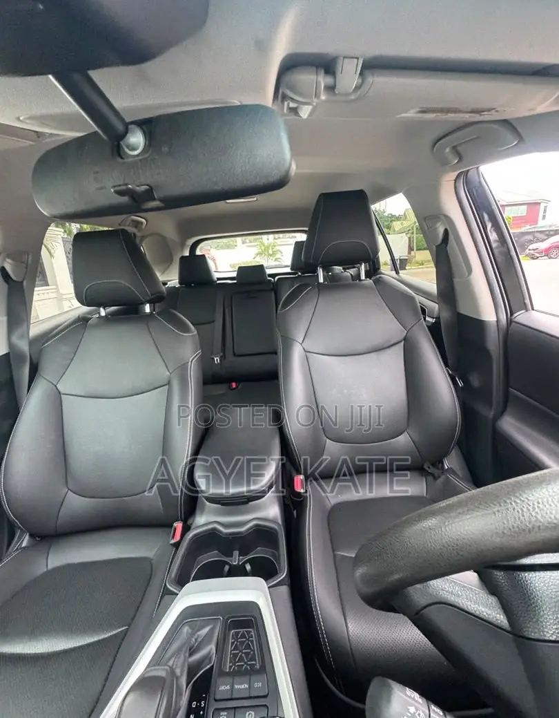 Toyota RAV4 XLE AWD 2024 Black
