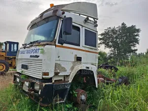Iveco Trailer Head 1999 White