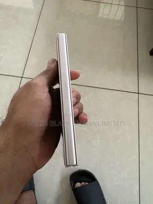 Samsung Galaxy Z Fold6 256 GB Gold