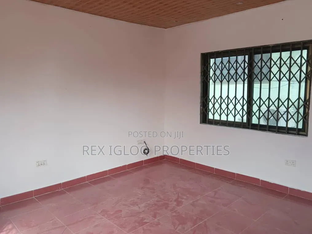 2bdrm Apartment in Nungua Barrier, Accra Metropolitan for rent