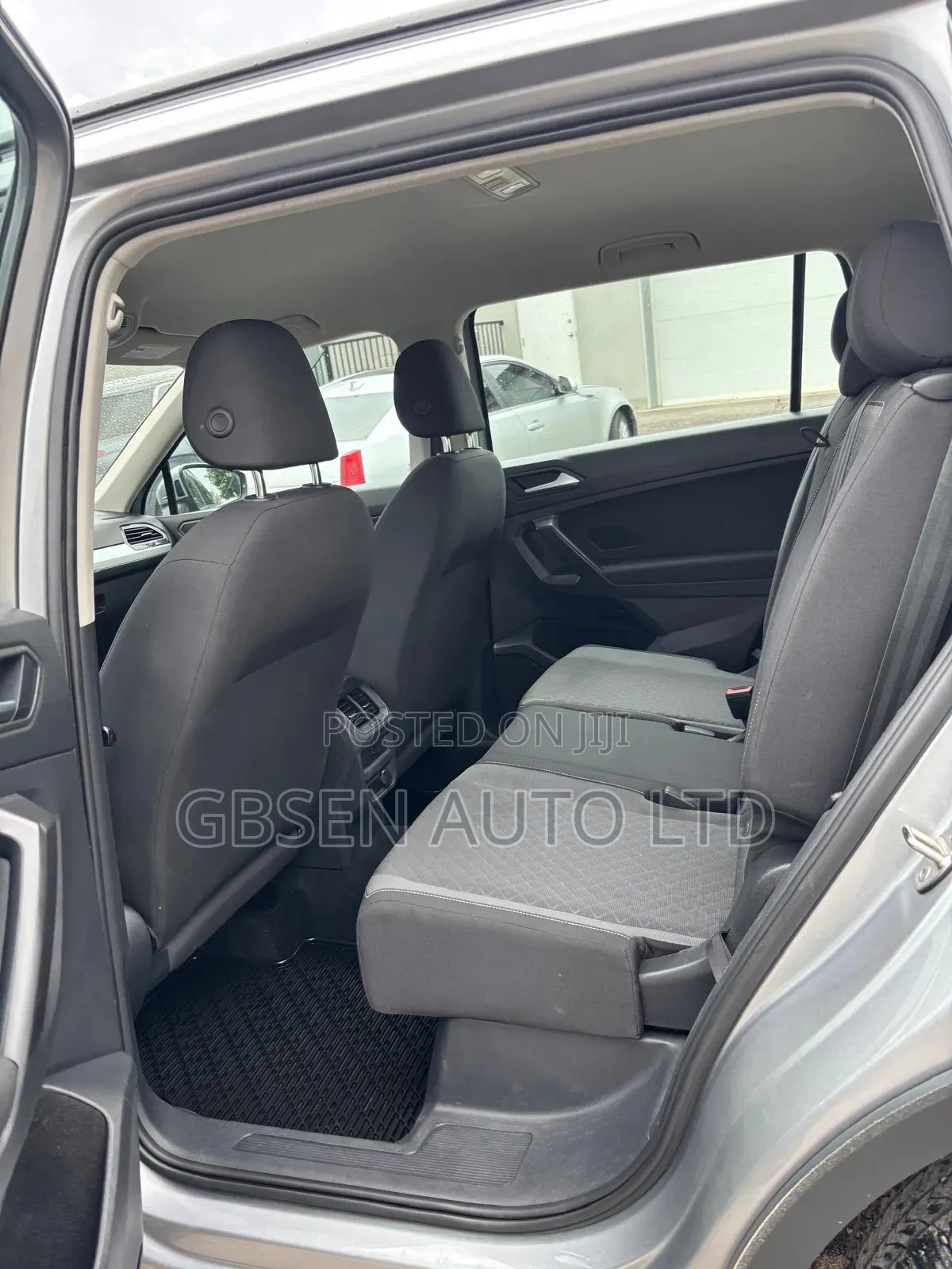 Volkswagen Tiguan 2021 Gray