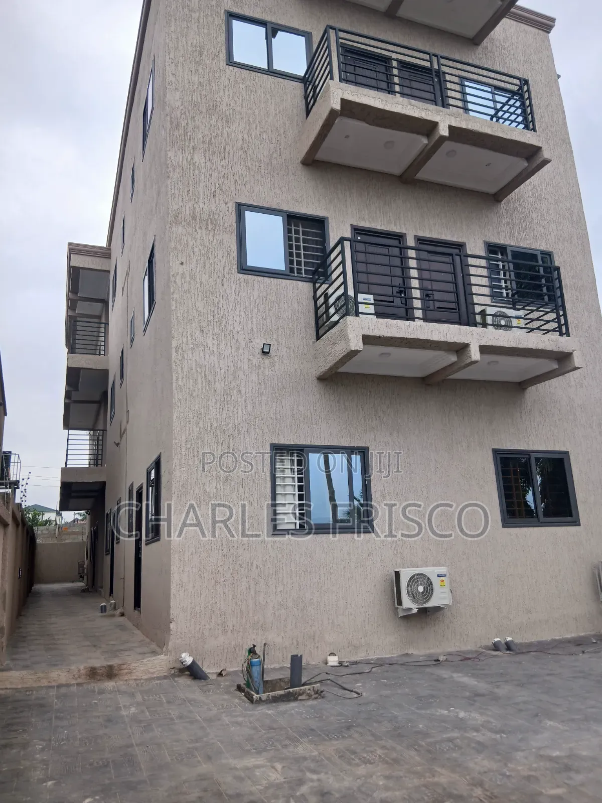 2bdrm Apartment in Oyarifa, Ghana Flag for rent