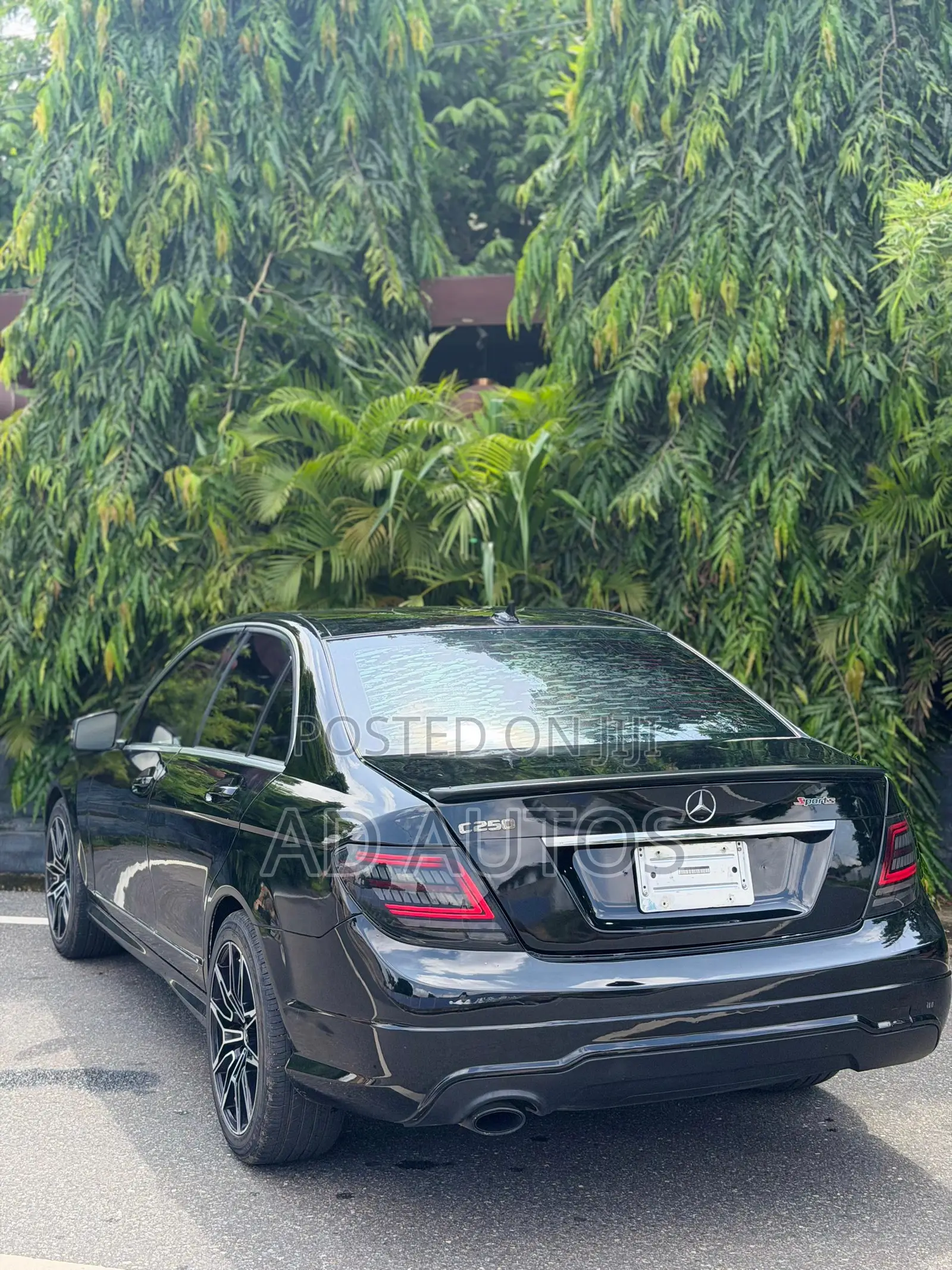 Mercedes-Benz C250 2014 Black