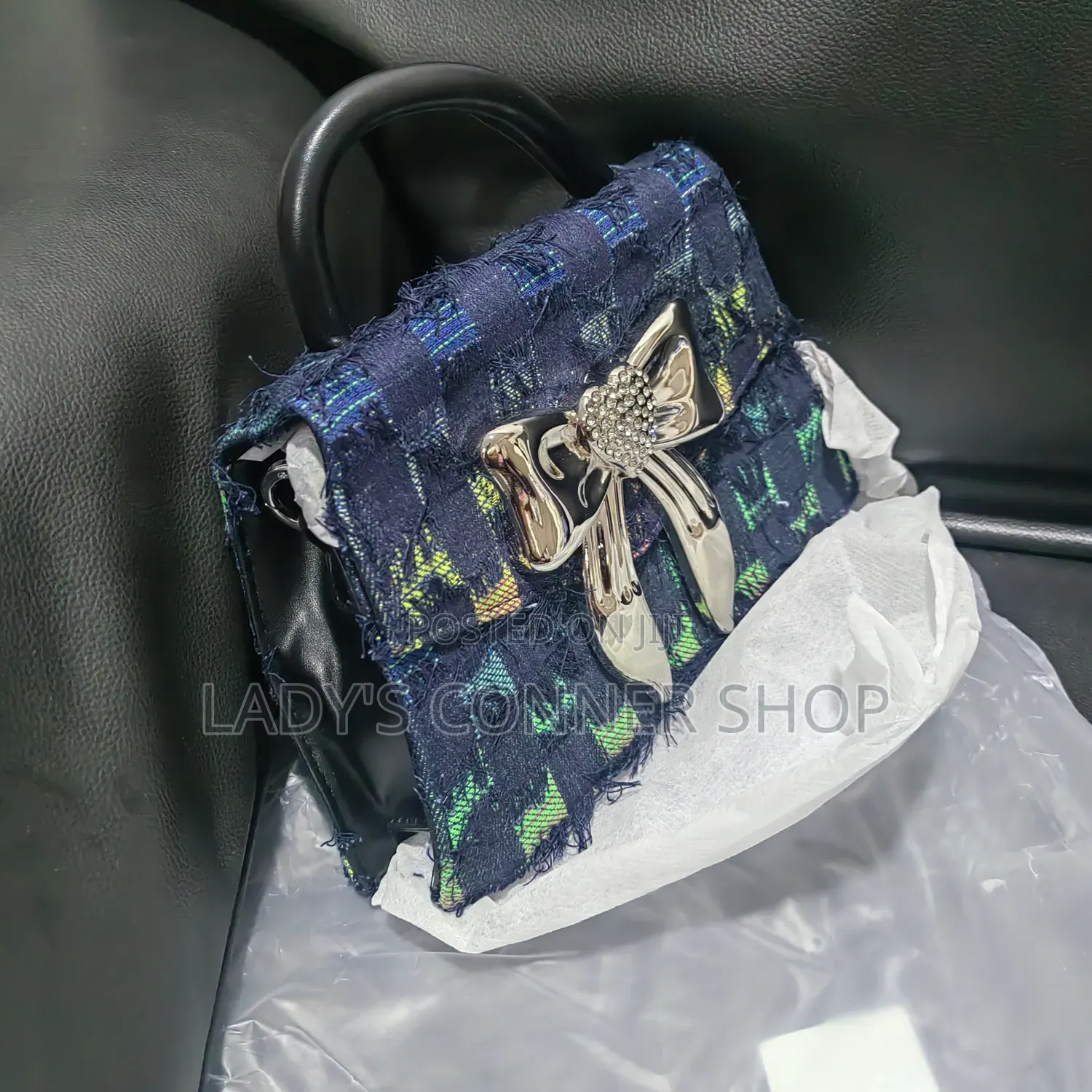 Short Hand Bag