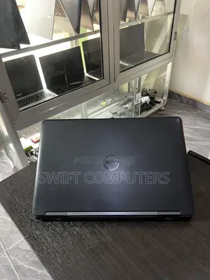 Laptop Dell Latitude 15 E5540 8GB Intel Core i7 HDD 500GB