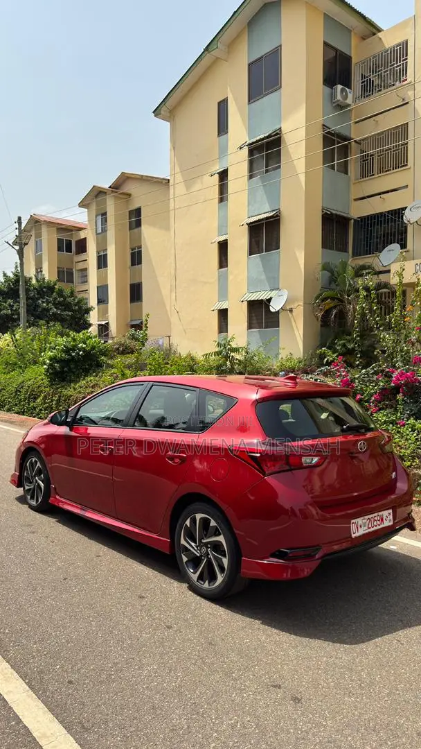 Scion iM Base 2016 Red