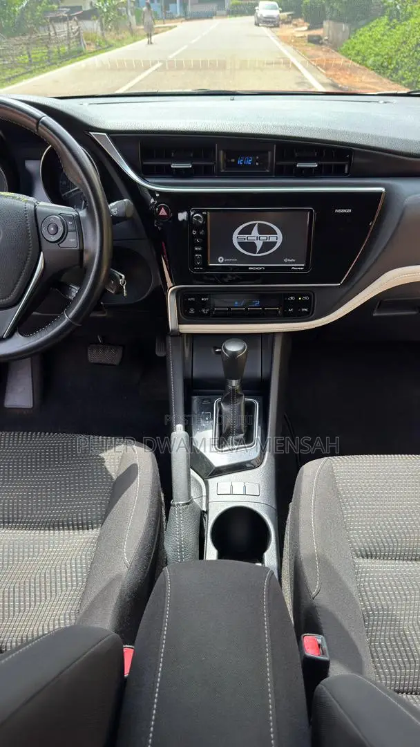 Scion iM Base 2016 Red