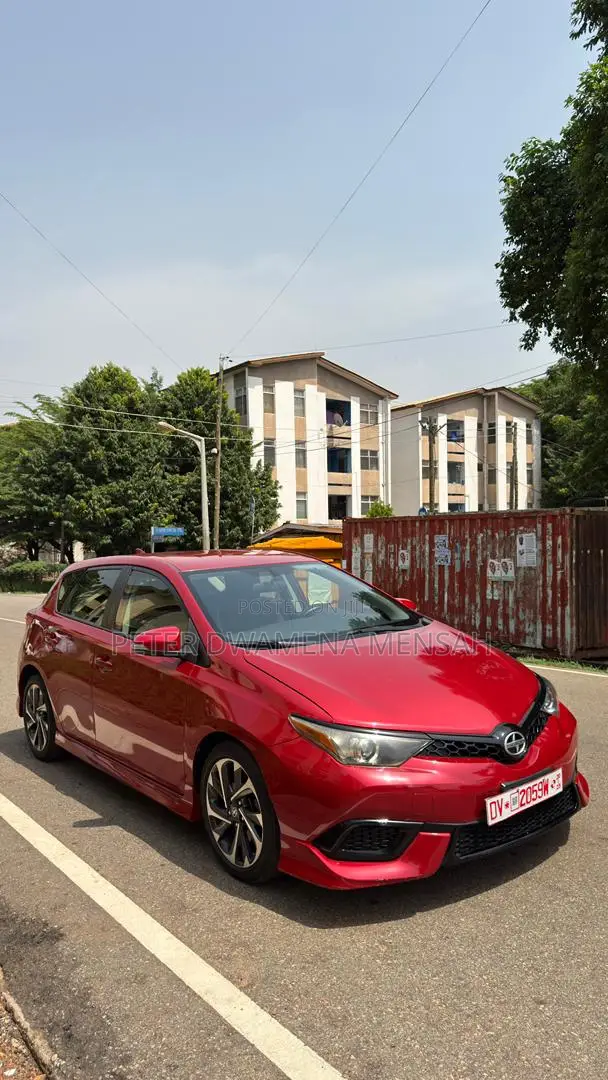 Scion iM Base 2016 Red