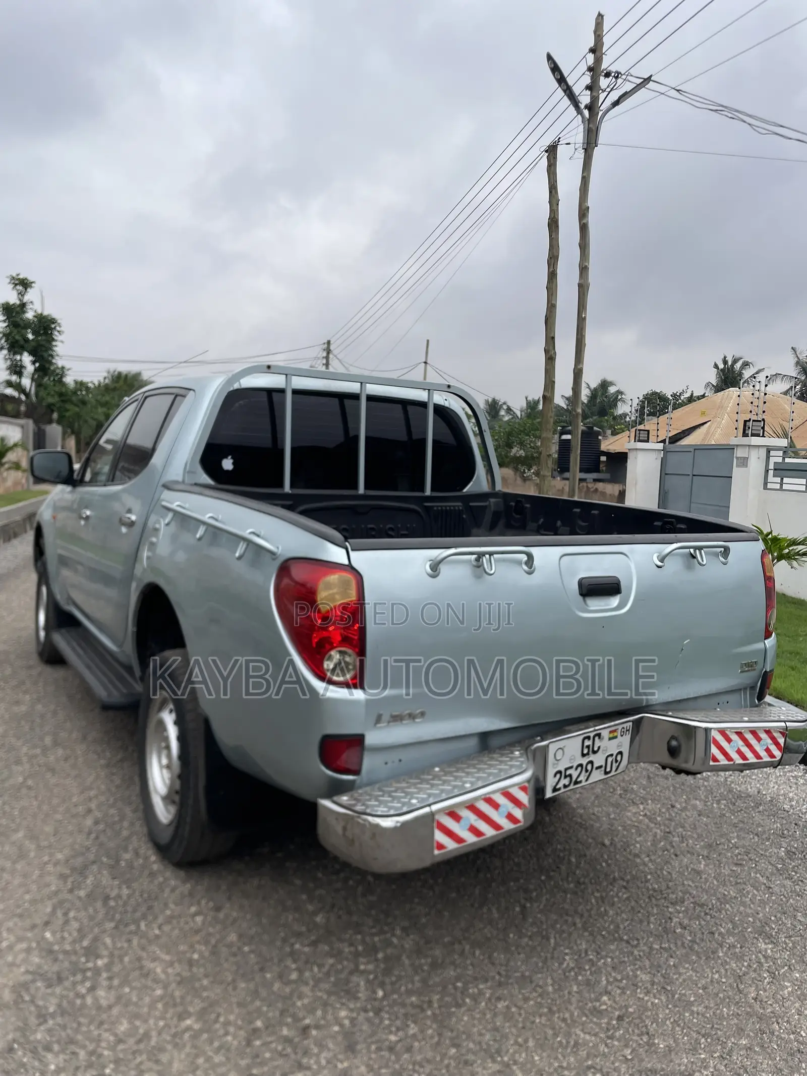 Mitsubishi L200 2009 Blue