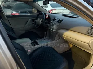 Toyota Camry 2009 Gold