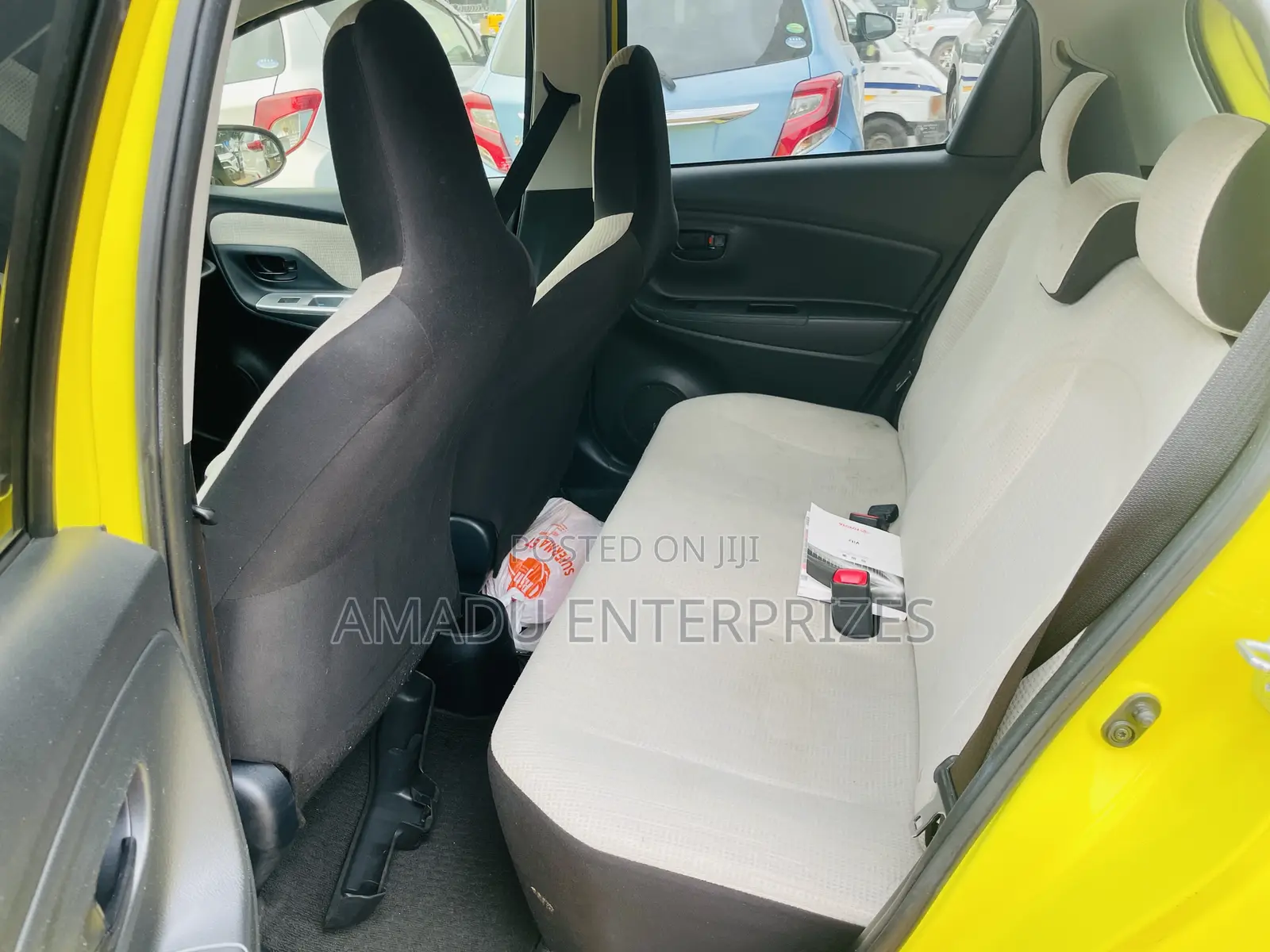 Toyota Vitz 1.3 AWD 5dr 2015 Yellow