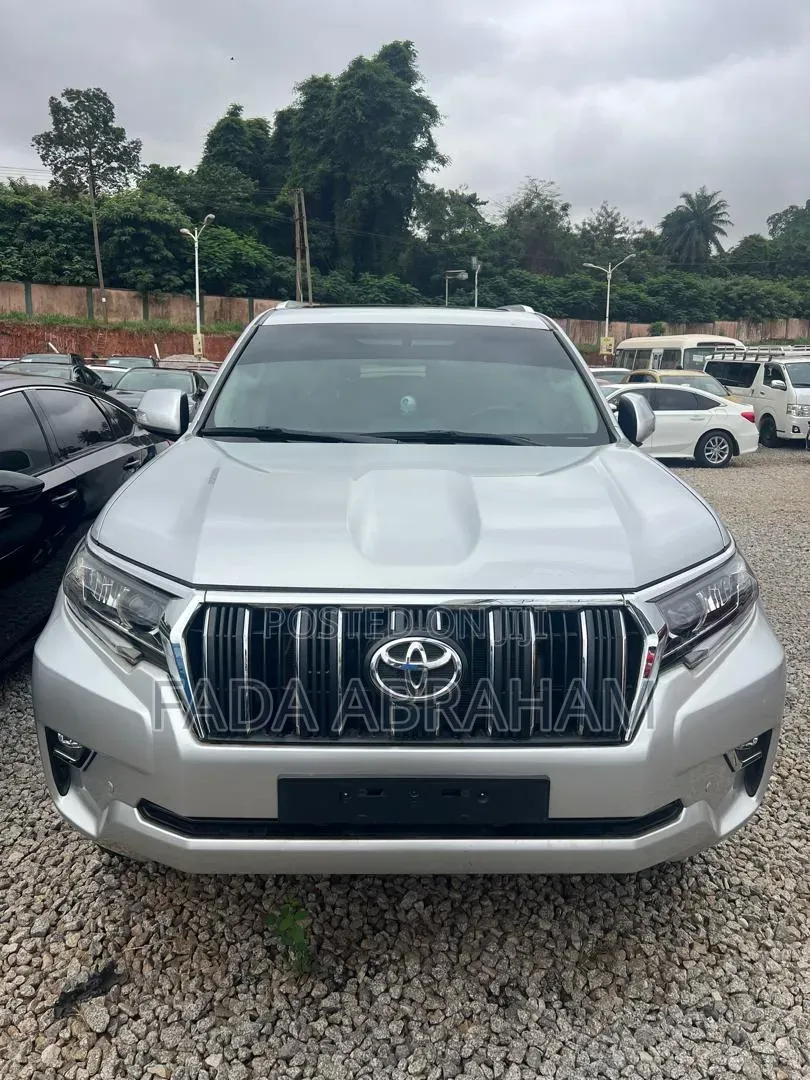 Toyota Land Cruiser Prado 2.7 2018 Silver