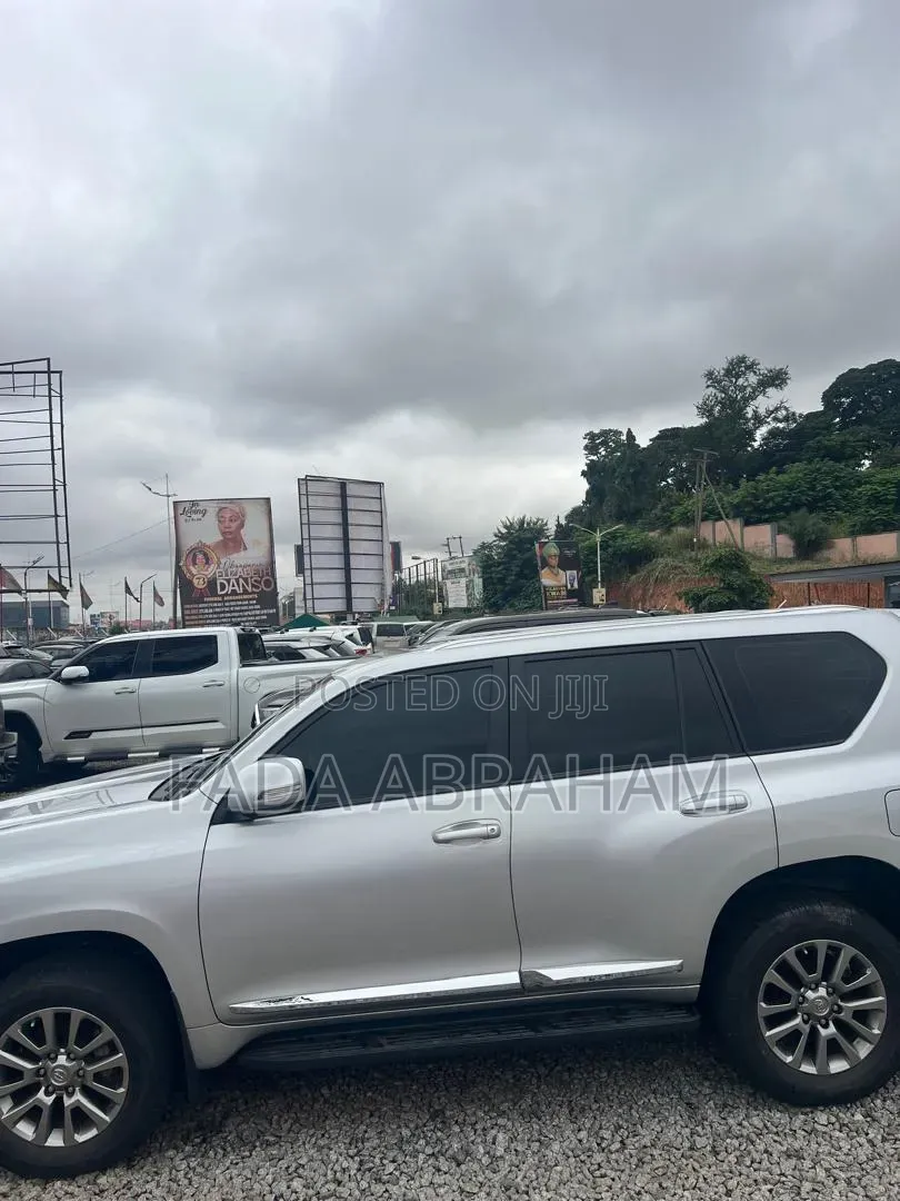 Toyota Land Cruiser Prado 2.7 2018 Silver