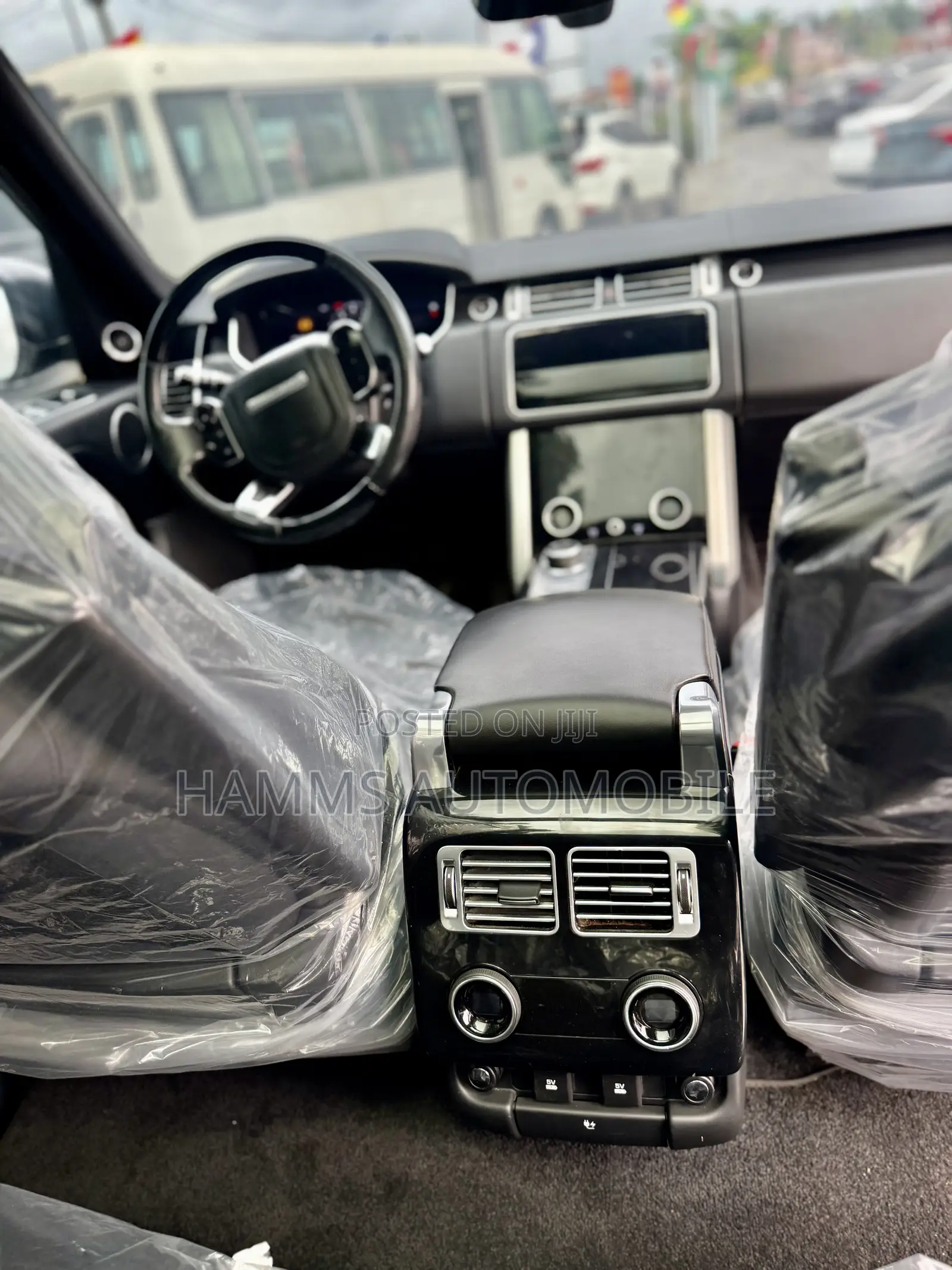 Land Rover Range Rover Vogue 2019 Black