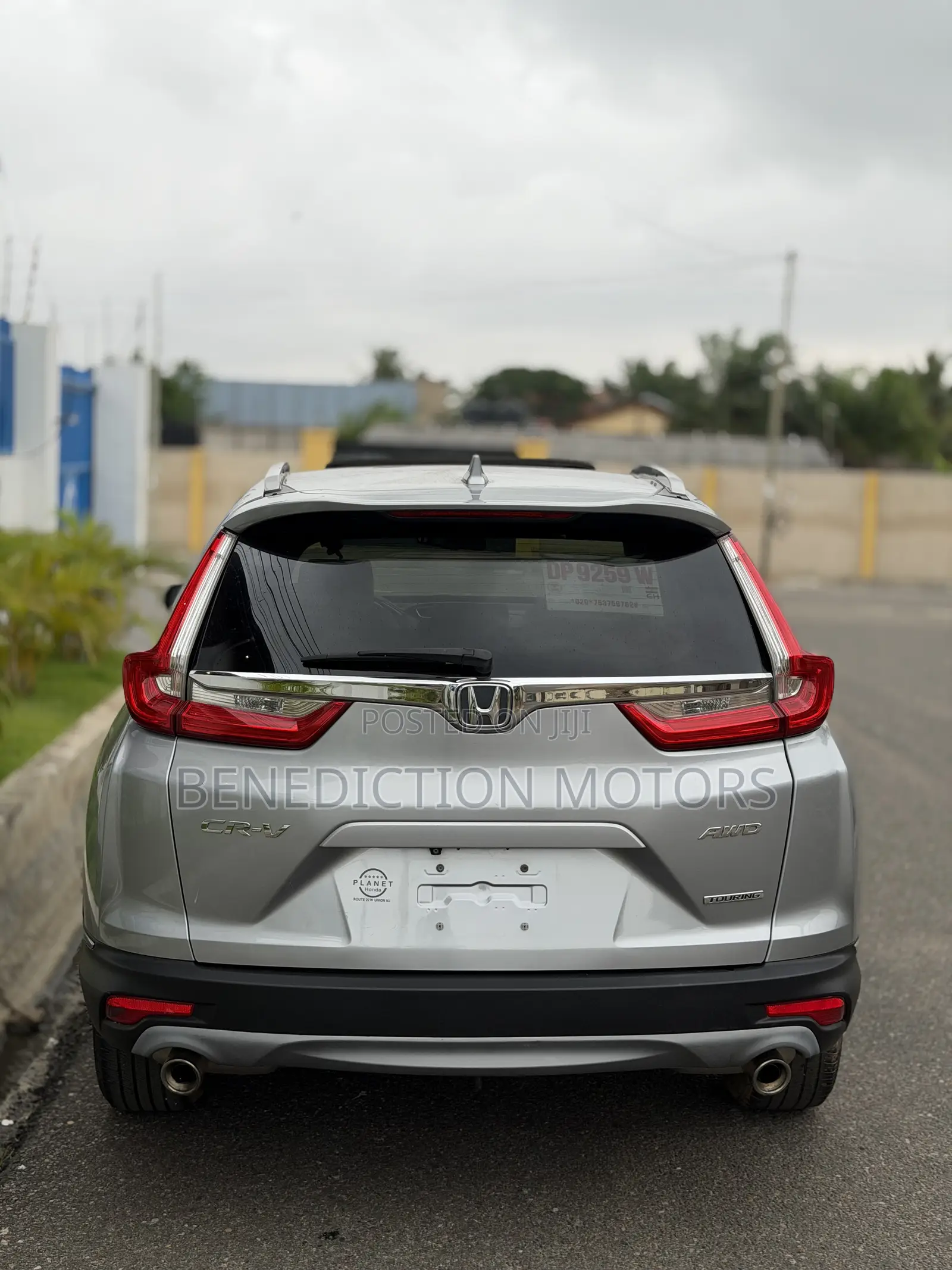 Honda CR-V Touring AWD 2019 Silver