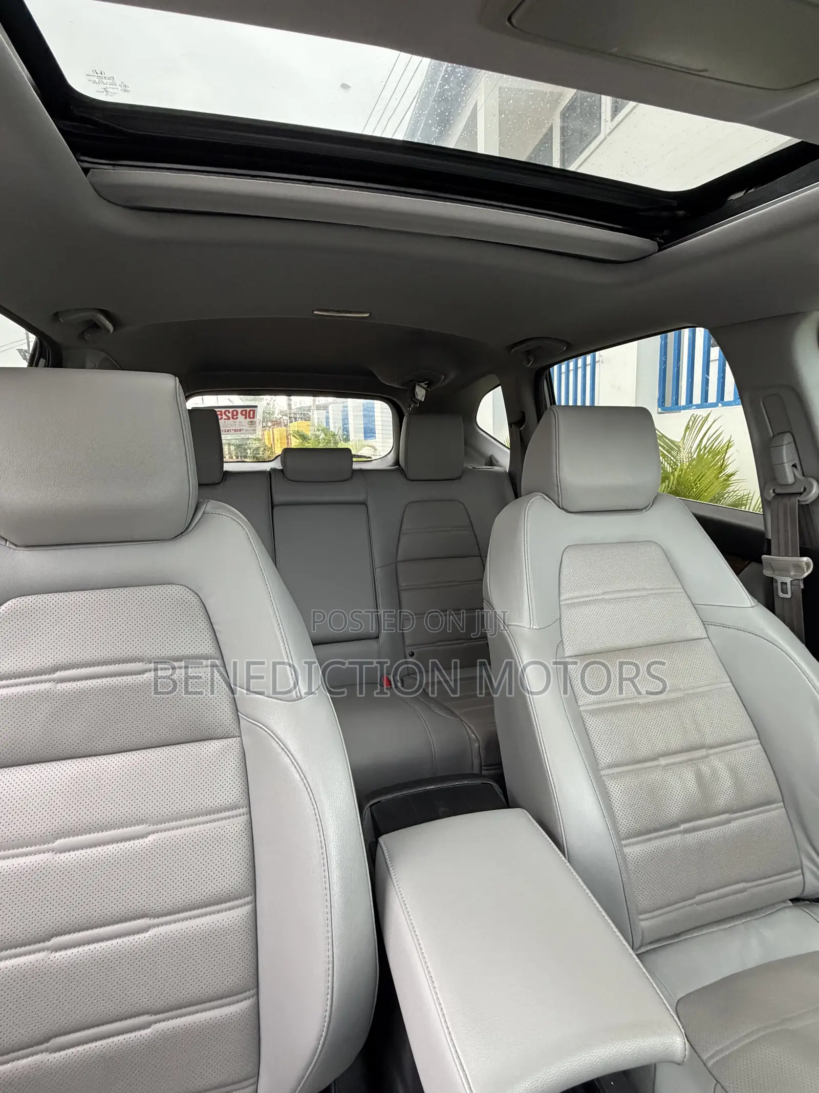 Honda CR-V Touring AWD 2019 Silver