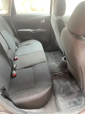 Nissan Versa 1.6 S 2018.5 2018 Gray